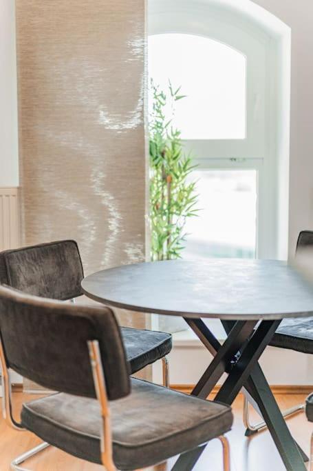 Spektakulaeres Apartment ✩ 7. Stock ✩ Kostenlose Parkgarage فيينا المظهر الخارجي الصورة